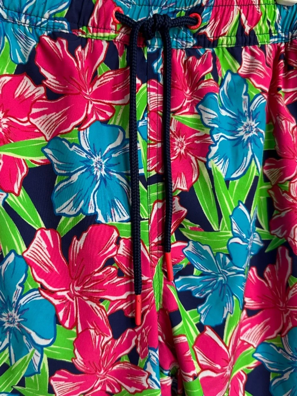 Vineyard Vines Floral Men Swim‎ Trunks